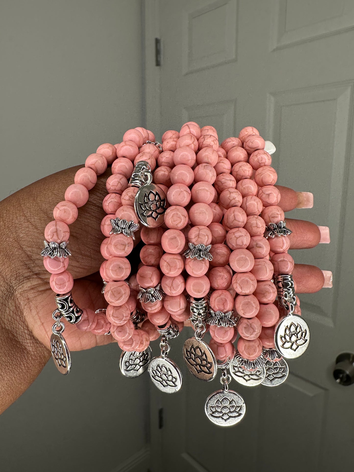 Pink lily beaded bracelet